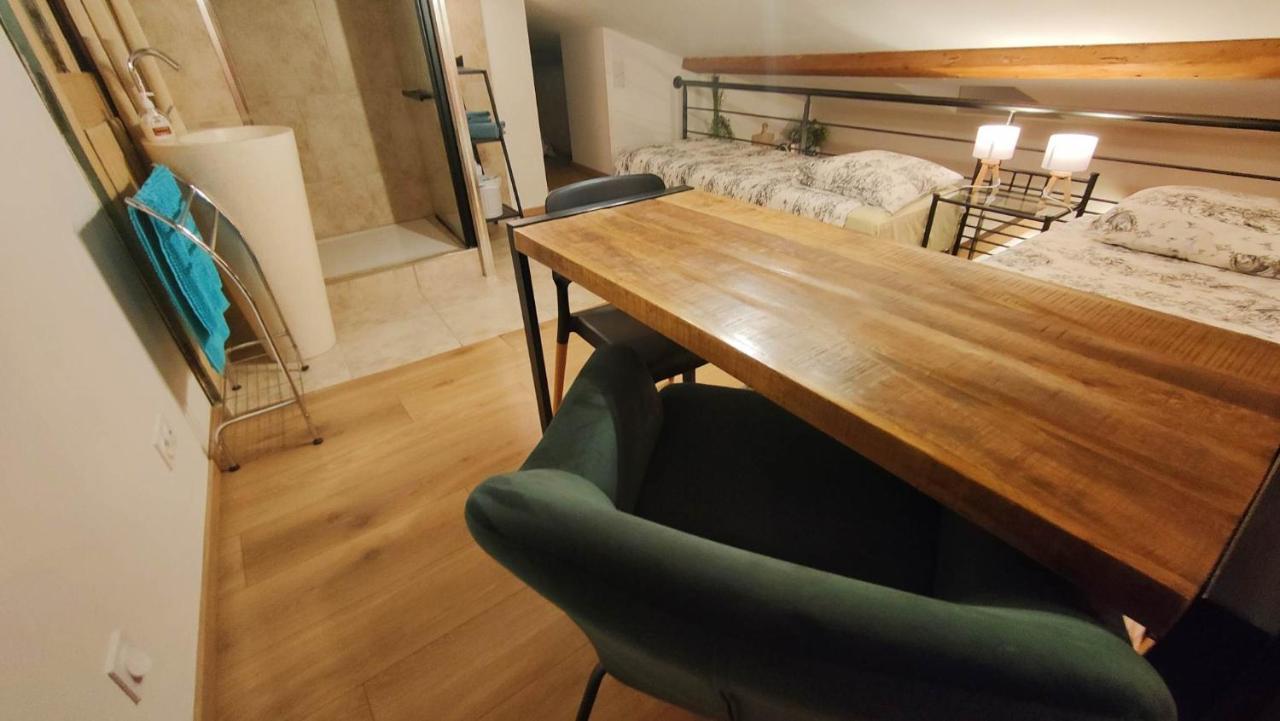 Les Reves D'Eglantine Et D'Augusta Chambres Et Gites Saint-Cyr  Bagian luar foto